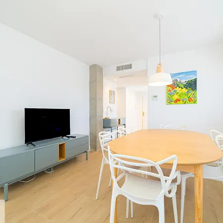 Brend New 3 Bed 2 Bath Play Camp Apartment